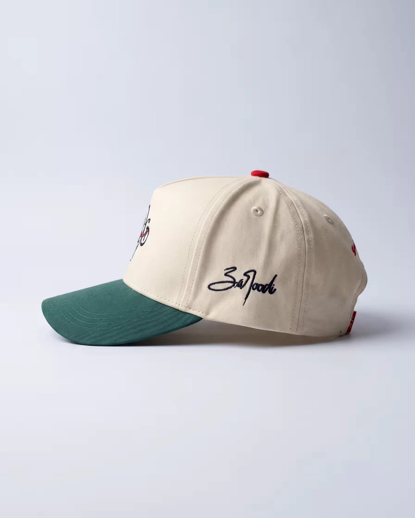 Islamic cap with Arabic calligraphy embroidery and Zaroodi logo